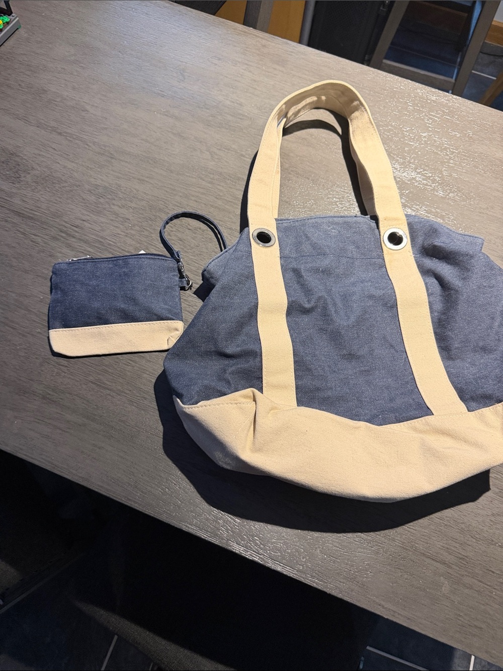 Hand Bag with matching wallet
